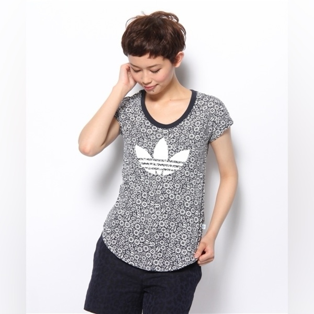 Adidas Originals Tee/EUC